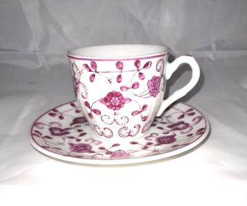 August Warnecke China Purpur espresso kop en schotels beschikbaar voor biedingen