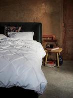 IKEA TRUBBTÅG 240x220 cm wit + beige hoeslaken 180x200 cm, Huis en Inrichting, Slaapkamer | Beddengoed, Tweepersoons, Ophalen of Verzenden