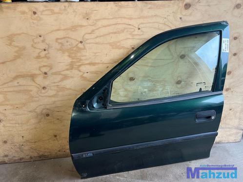 OPEL VECTRA B SEDAN Groen L359 links voor deur 1995-2002, Auto-onderdelen, Carrosserie en Plaatwerk, Deur, Opel, Gebruikt, Ophalen of Verzenden