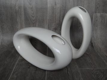 2 vazen vaas deco decoratie ook mooi beschikbaar voor biedingen