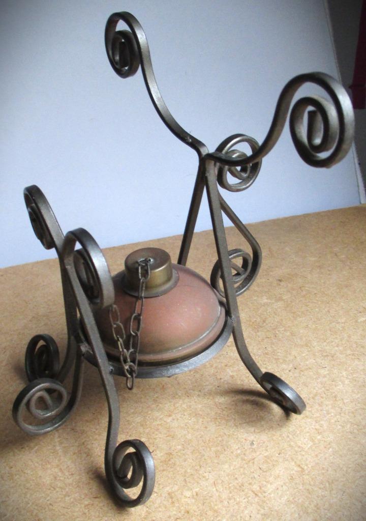 Olielamp antiek Olielampje~Gietijzer met krullen, Antiek en Kunst, Antiek | Lampen, Ophalen of Verzenden