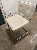 Witte stoel te koop, Huis en Inrichting, Stoelen, Ophalen, Kunststof, Gebruikt, Twee