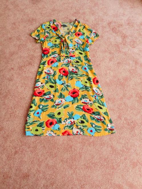 Leuke retro zomer viscose jurk King Louie maat 40, Kleding | Dames, Jurken, Gedragen, Maat 38/40 (M), Geel, Knielengte, Ophalen of Verzenden