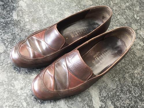 Leren pumps met blokhakje maat 37 (= maat 4 UK), Kleding | Dames, Schoenen, Gedragen, Overige typen, Bruin, Verzenden