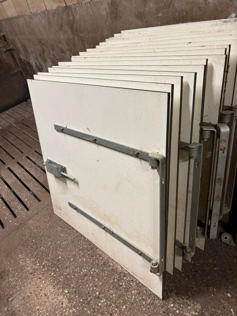 Trespa deurtjes 8 mm dik, Doe-het-zelf en Verbouw, Platen en Panelen, Ophalen, Gebruikt, Overige materialen, 50 tot 100 mm