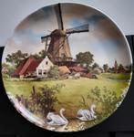 bord hand gedecoreerd molen, Antiek en Kunst, Ophalen of Verzenden