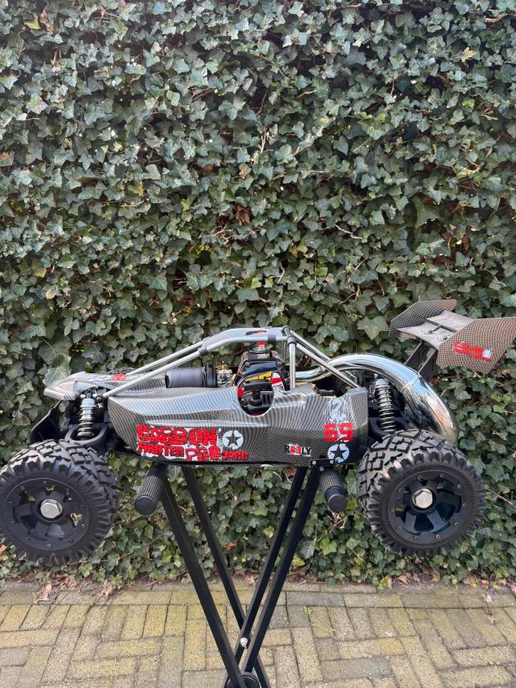 Reely carbon fighter 1:6, Hobby en Vrije tijd, Modelbouw | Radiografisch | Auto's, Zo goed als nieuw, Auto offroad, Benzine, Overige schalen