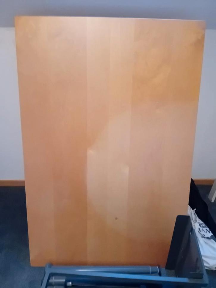 Gratis bureau ikea, Huis en Inrichting, Bureaus, Gebruikt, Ophalen