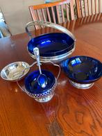 Drie blauwe ( glas )schalen,, Antiek en Kunst, Ophalen of Verzenden