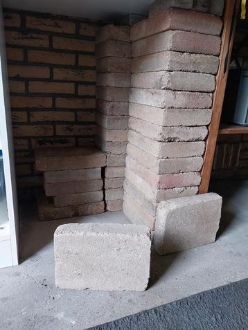 Stenen gratis  beschikbaar voor biedingen