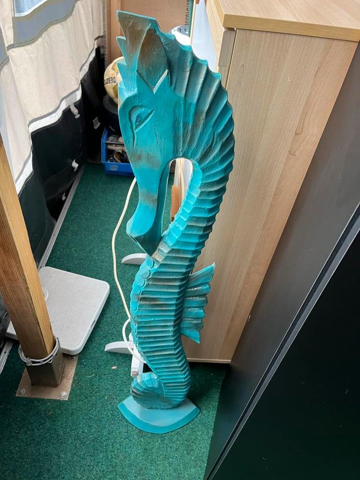 Houten Zeepaardje Snijwerk - 90 cm, Tuin en Terras, Tuinbeelden, Gebruikt, Dierenbeeld, Hout, Ophalen of Verzenden