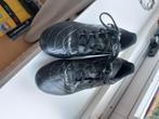Zwarte voetbalschoenen Adidas mt 35, Maat XS of kleiner, Ophalen of Verzenden, Zo goed als nieuw, Schoenen