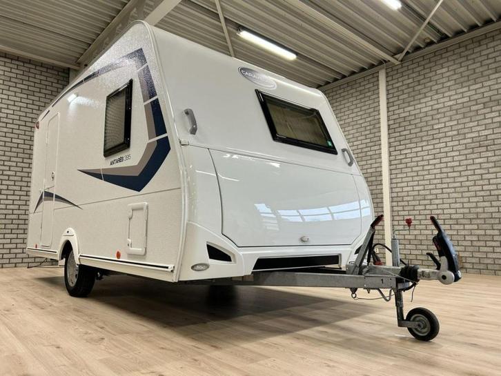 Caravelair Antares 395 compleet met voortent, Caravans en Kamperen, Caravans, Bedrijf, tot en met 4, 750 - 1000 kg, Treinzit, Caravelair