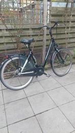 Mooie fiets 28 inch hij heeft slot met sleutel., Fietsen en Brommers, Fietsen | Dames | Omafietsen, Ophalen of Verzenden, Zo goed als nieuw