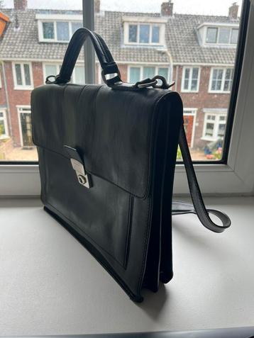 Leren laptoptas Claudio Ferrici beschikbaar voor biedingen