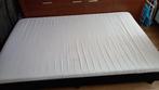 Bed met topper ( matras ), Huis en Inrichting, Slaapkamer | Matrassen en Bedbodems, Ophalen, Twijfelaar, 200 cm, 120 cm