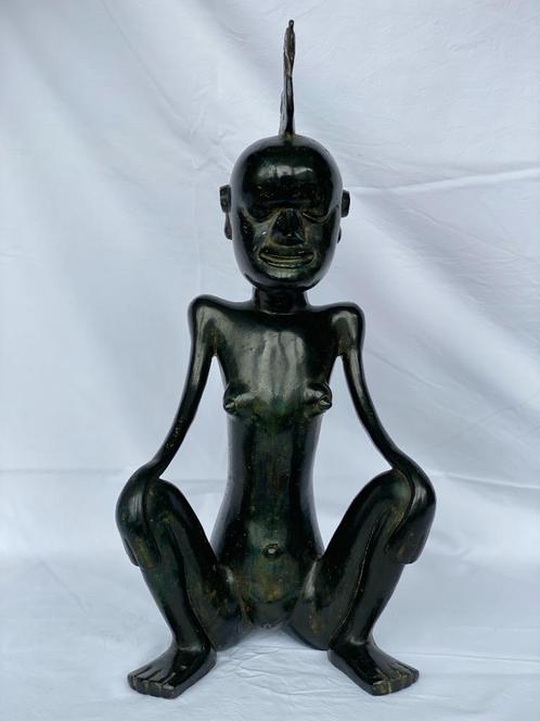 Unieke Bronzen Beeldhouwwerk uit Borneo, Antiek en Kunst, Kunst | Beelden en Houtsnijwerken, Ophalen