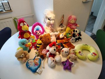 Knuffels voor het goede doel! Wie weet er één? beschikbaar voor biedingen