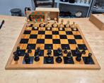 Staunton schaakstukken met bord, Ophalen of Verzenden, 2j, 2j.brabant@gmail.com