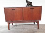 Vintage retro kastje dressoir lowboard Deense stijl jaren 60, Ophalen, Gebruikt, Met klep(pen), Vintage retro jaren 60 Deense stijl teak Mid Century.
