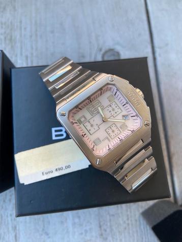 Breil Milano Pearl Dial Swiss Made beschikbaar voor biedingen
