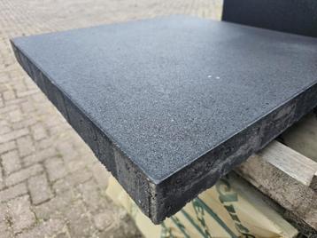 Terrastegel Antraciet/zwart 60x60x6 beschikbaar voor biedingen