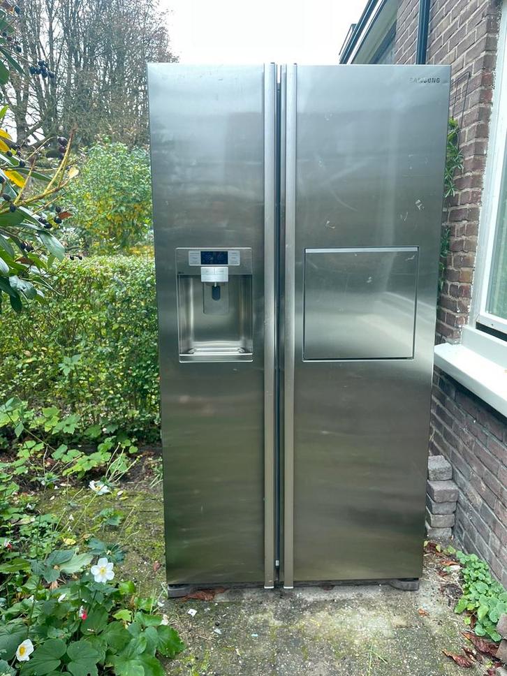 Amerikaanse koelkast Samsung, Witgoed en Apparatuur, Koelkasten en IJskasten, Gebruikt, Met aparte vriezer, 200 liter of meer