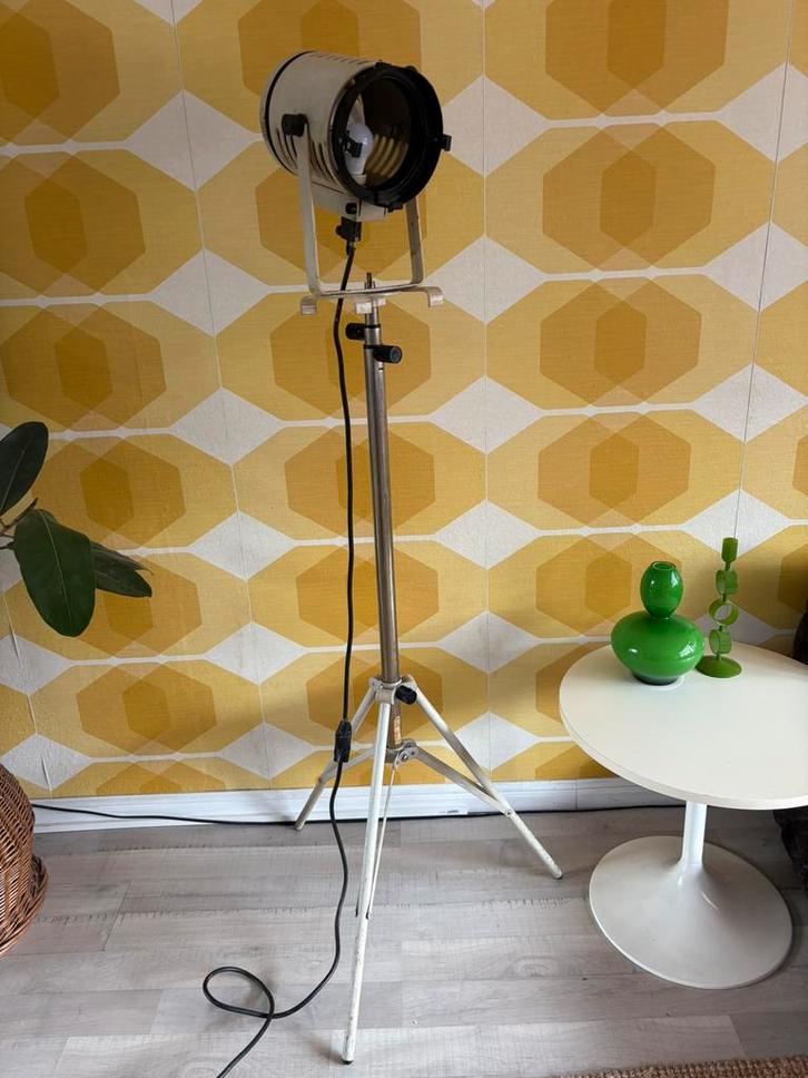 Vintage/industrieële film/fotospot lita, Huis en Inrichting, Lampen | Vloerlampen, Gebruikt, 150 tot 200 cm, Metaal, Ophalen