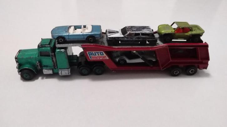Matchbox Car Transporter met Peterbilt truck + 5 autootjes, Hobby en Vrije tijd, Modelauto's | Overige schalen, Gebruikt, Bus of Vrachtwagen