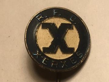 Metalen R.F.C. XERXES VOETBALCLUB Speld (Blauw/Wit). beschikbaar voor biedingen