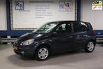 Renault Scénic 1.6-16V Tech Line / Pano / FULL SERVICE ! !, 65 €/maand, 1295 kg, 4 cilinders, Leder en Stof