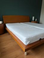 Tweepersoons bed 180x200 notenhout + nachtkastje en commode, Huis en Inrichting, Ophalen, Gebruikt, 90 cm, Tweepersoons