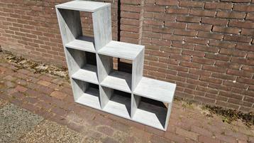 Boekenkast / Wandkast - Beton look (grijs) beschikbaar voor biedingen