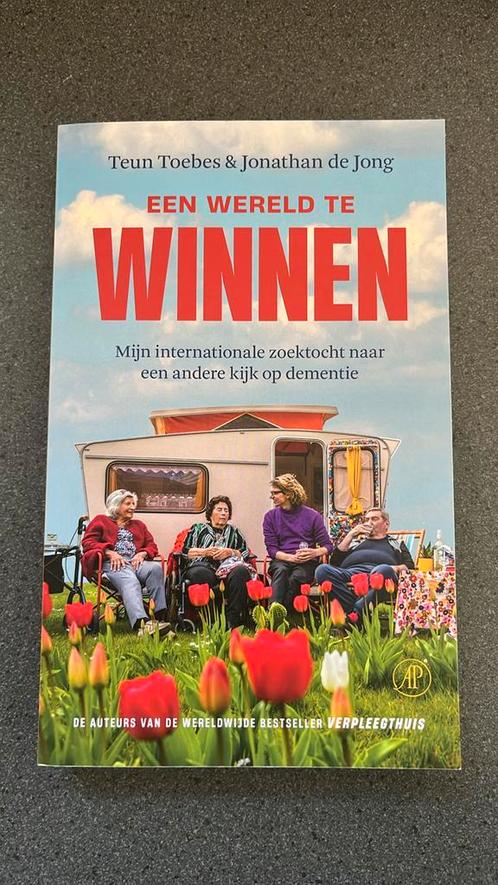 Teun Toebes - Een Wereld te winnen, Boeken, Overige Boeken, Zo goed als nieuw, Ophalen of Verzenden