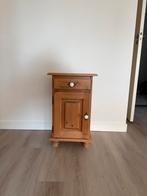 Mooi grenen nachtkastje, Ophalen, Zo goed als nieuw, Minder dan 45 cm