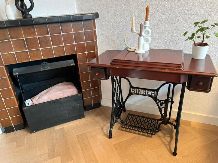 Singer, onderstel naaimachine, Antiek en Kunst, Antiek | Naaimachines, Ophalen