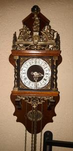 Klok uit de jaren 70., Ophalen