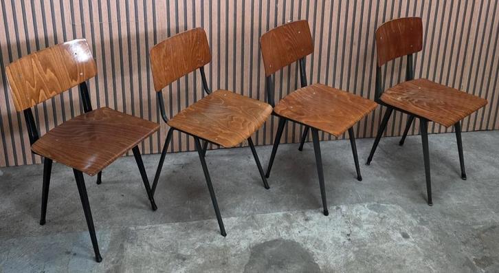 36 x Vintage houten Schoolstoelen Pagholz Galvanitas Marko, Huis en Inrichting, Stoelen, Zo goed als nieuw, Vijf, Zes of meer stoelen