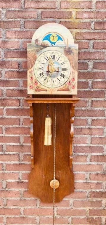 Friese Staartklok beschikbaar voor biedingen