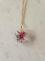 Goudkleurige ketting met droogbloem, Sieraden, Tassen en Uiterlijk, Ophalen of Verzenden, Nieuw, Goud, Overige materialen
