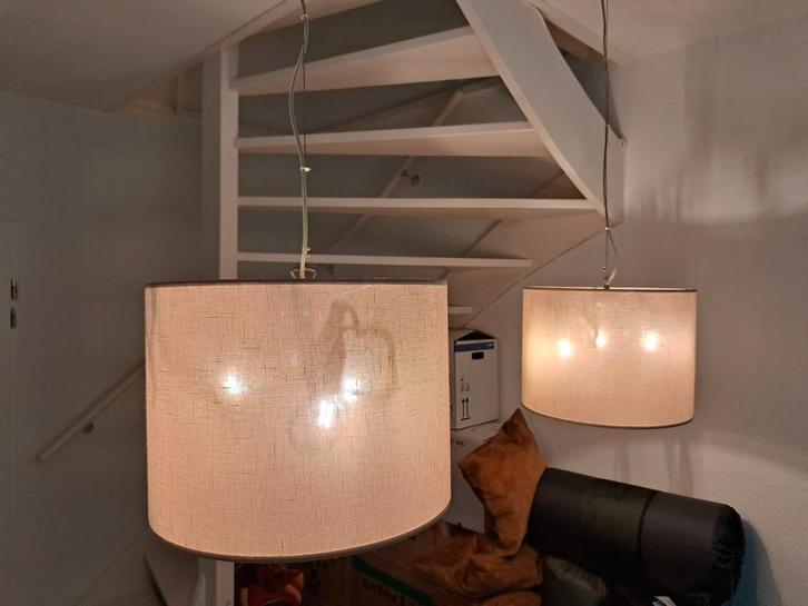 Mooie dubbele eetkamer lamp, Huis en Inrichting, Lampen | Hanglampen, Gebruikt, Minder dan 50 cm, Kunststof, Metaal, Stof, Ophalen