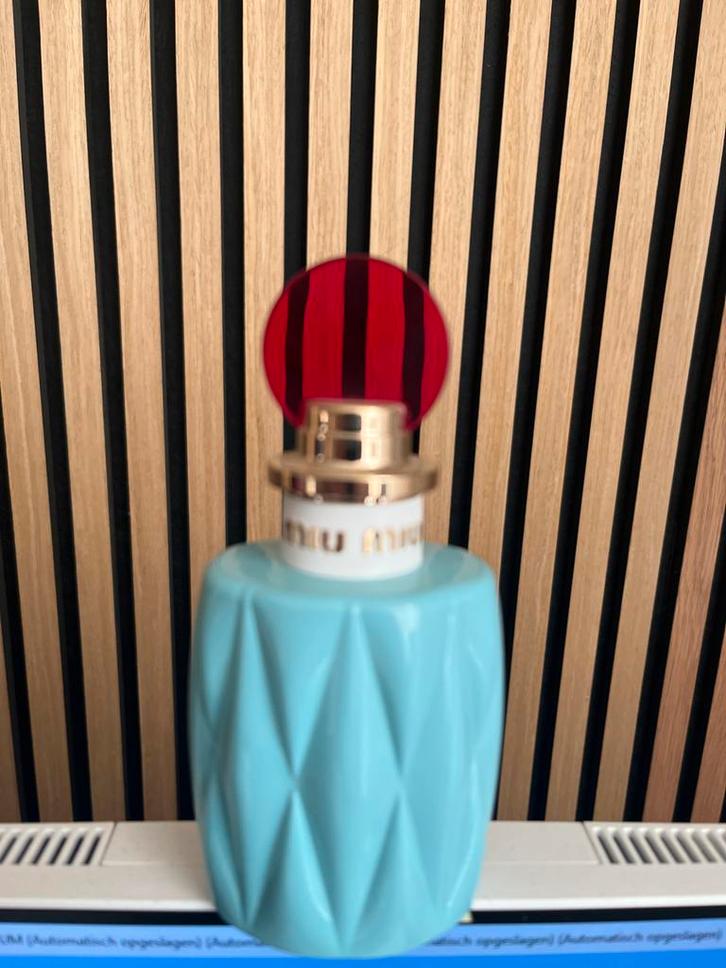 Miu Miu 100 ML  Eau de Parfum, Sieraden, Tassen en Uiterlijk, Uiterlijk | Parfum, Zo goed als nieuw, Ophalen of Verzenden