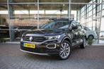 Volkswagen T-Roc 1.0 TSI Style | Pano | Navi | Achteruitrijc, Voorwielaandrijving, Gebruikt, Euro 6, 1193 kg
