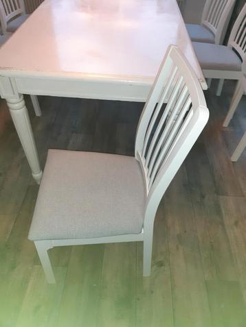 6 eetkamerstoelen  beschikbaar voor biedingen