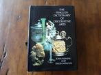 Penguin dictionary of Decorative Arts geb - Fleming, Honour, Ophalen of Verzenden, Gelezen
