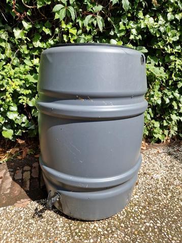 Regenton 170 liter  beschikbaar voor biedingen