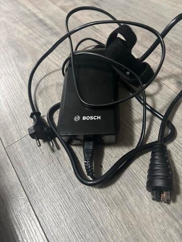 Bosch Compact Charger 100-240V beschikbaar voor biedingen