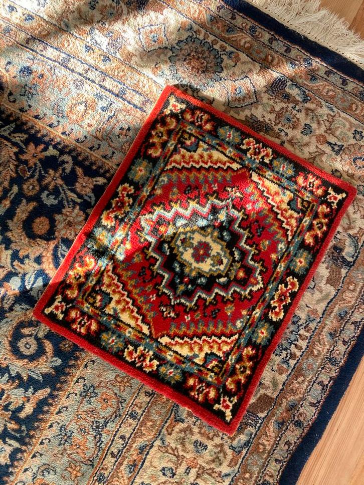 Perzich tapijt rood, Huis en Inrichting, Stoffering | Tapijten en Kleden, Gebruikt, Minder dan 50 cm, Minder dan 50 cm, Rechthoekig