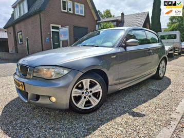 BMW 1-serie 118d Business Line aut. youngtimer EURO 5 nw APK beschikbaar voor biedingen