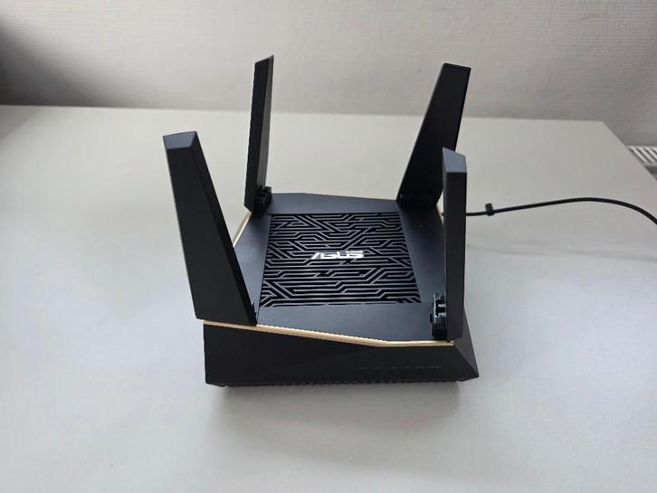 ASUS RT-AX92U WiFi 6 Gaming Router (AX6100), Computers en Software, Routers en Modems, Zo goed als nieuw, Router, Ophalen of Verzenden